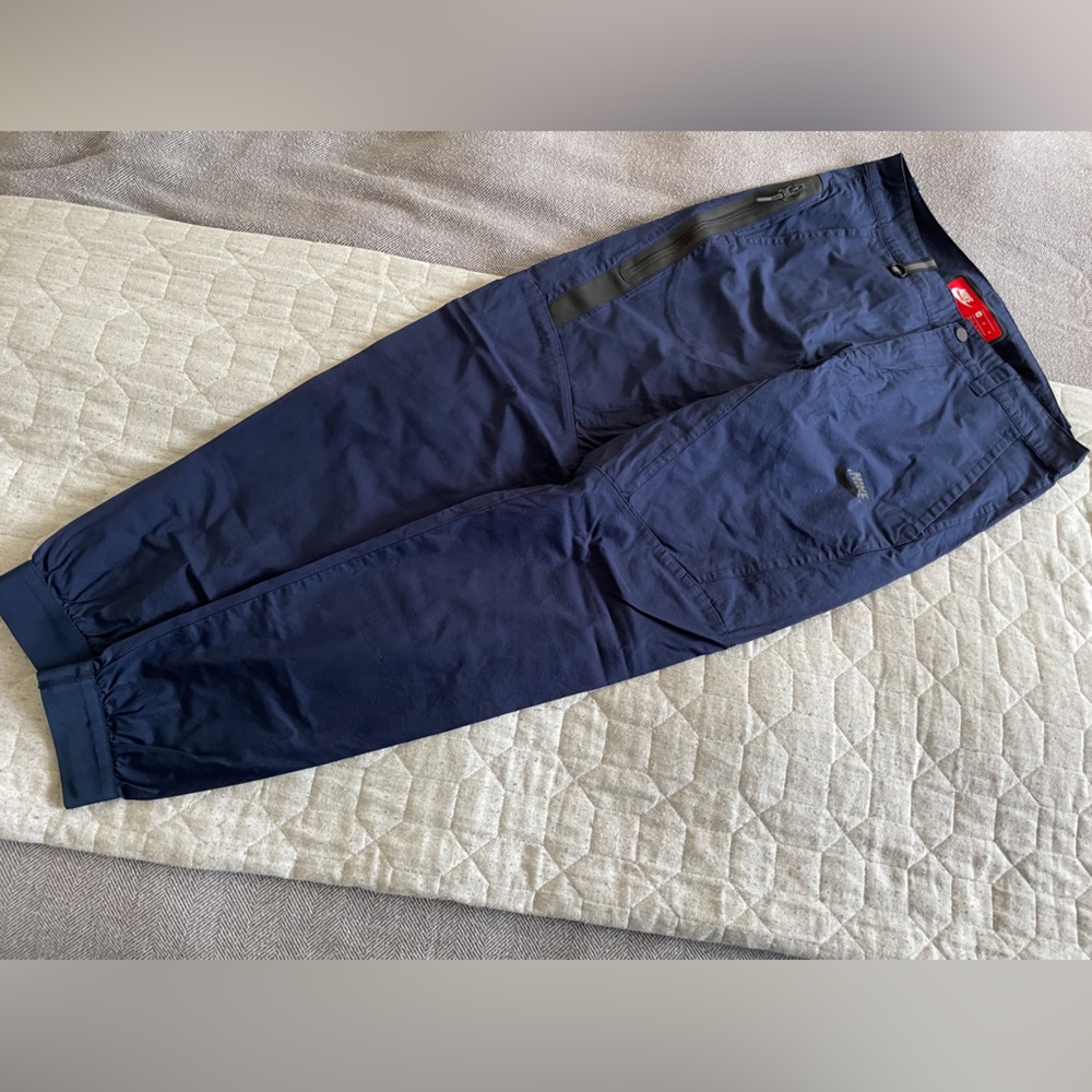 Nike Tech Bonded Woven Jogger Navy Blue Size 30 Medium
